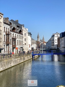 Prachtige duplex met 2 terrassen op één van de mooiste pl...