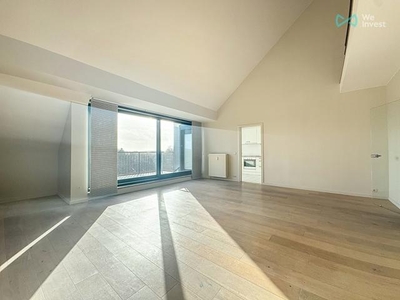 Super-helder penthouse van 150m2 te huur!