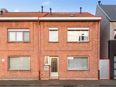 Verrassend ruime woning met vier slaapkamers en garage