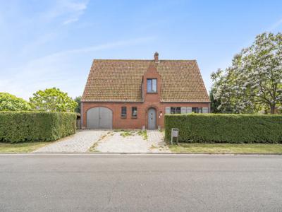 Alleenstaande woning in doodlopende straat te Ramskapelle