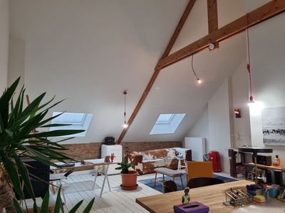 Groot herenhuis met loft-thuiskantoor in Oud-Berchem