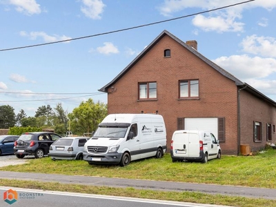 Ruime woning met 3 slpkrs en garage