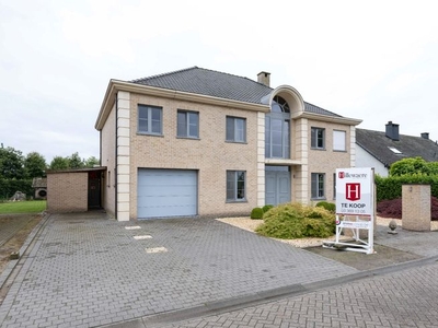 Woning gelegen te Meerle op een perceel van ca. 1.760 m²