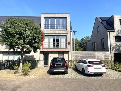 Appartement met 2 slaapkamers en groot terras op TOPlocatie in Heist-Op-Den-Berg