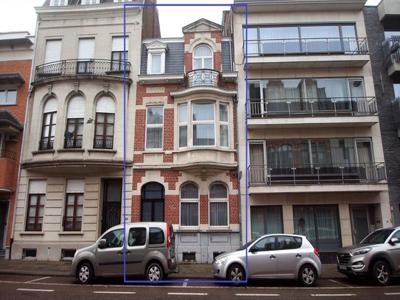 Herenhuis met 3 slaapkamers, 2 badkamers en tuin