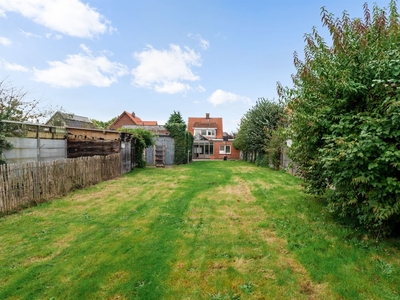 Instapklare woning met bijgebouw