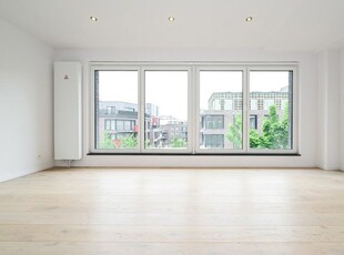 2 slaapkamer penthouse in nieuwbouwproject van 3 eenheden!