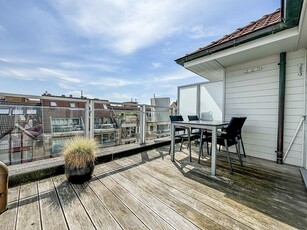 Duplex dakapp. met circa 16 m² terras gelegen in de P. Parm