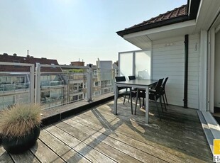 Luxueus duplex-penthouse in hartje Knokke, ruime terrassen