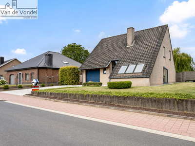 100% instapklare woning met grote tuin en garage te Erpe Mer