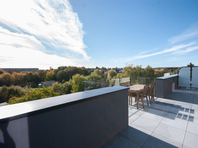 3 slaapkamer flat met 2 prachtige terrassen