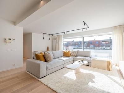 Duplex/penthouse op een zeer centrale ligging op enkele sta