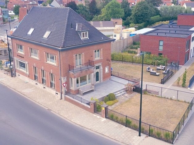 Erkende vakantiewoning met 6 slkps, 6 badkamers, tuin en ...