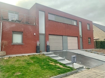 RECENTE WONING MET 3 SLAAPKAMERS TE MOORSLEDE (DADIZELE)