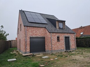 Hedendaagse villa, kwaliteitsvol en energiezuinig afgewerkt