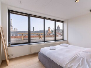 Penthouse met panoramisch uitzicht op Bxl - 800m van Zavel