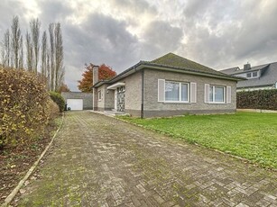 Ruime bungalow in gezellige wijk te Ninove