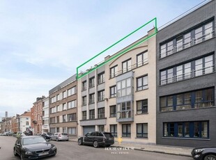 Unieke penthouse te Kristus-Koning inclusief garagebox