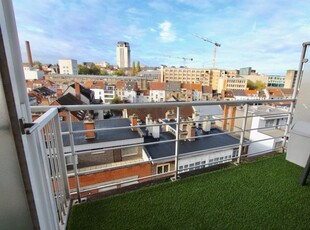 Gerenoveerde studio aan het Zuidpark met mooi terras