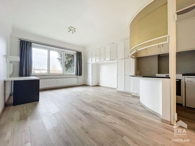 CIM d'IXELLES - Mooie studio van 35m² zonder inkijk