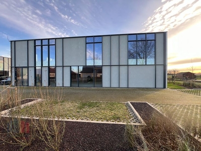 Nieuwbouw kantoor van 533 m² nabij de E17