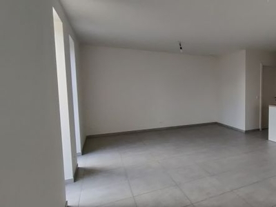 Nieuwbouwappartement te huur.