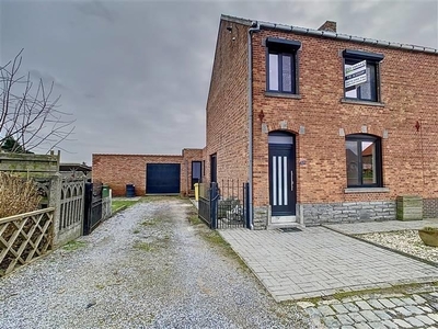 Gerenoveerde woning, 2 slpks, tuin, garage, 3a 50ca