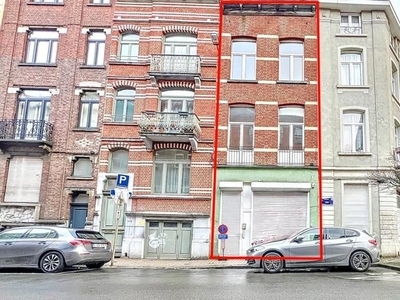 Schitterende appartement om te renoveren