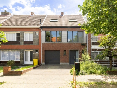 Energiezuinige, gerenoveerde 4slpk. woning op TOPlocatie