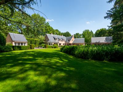 HEDENDAAGSE VILLA OP ABSOLUTE TOPLOCATIE