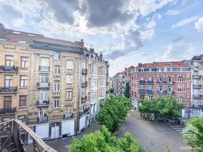 QUARTIER Defnet à St Gilles - Duplex 2bed + 2 balkons