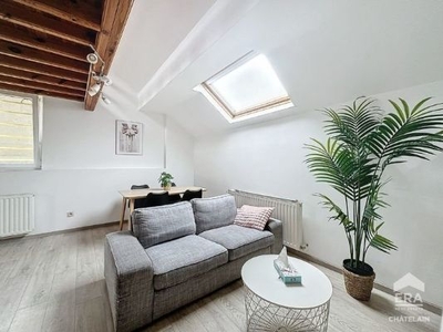 SAINT-GILLES - STUDIO 35M² MET MEZZANINE TE HUUR