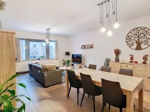 Appartement met terras en garage te huur in Poperinge.