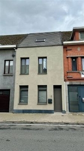 GERENOVEERDE WONING MET 4SLP EN TUIN TE CENTRUM BRAKEL