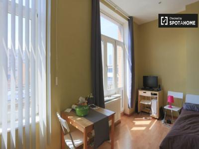 Nice studio apartment for rent in Brussels' European Quarter