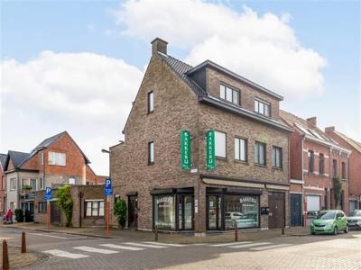 Ruim handelspand op strategische locatie