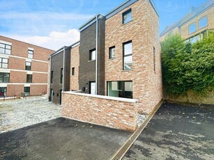 Magnifique maison neuve 3 chambres avec terrasse et jardin