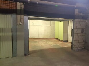 Ondergrondse gesloten garagebox te Genk centrum