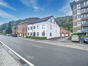 Studio rénové à Namur