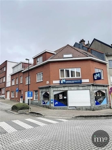 Centraal gelegen woning (Sint-Pieters Leeuw)met ruimte vrij