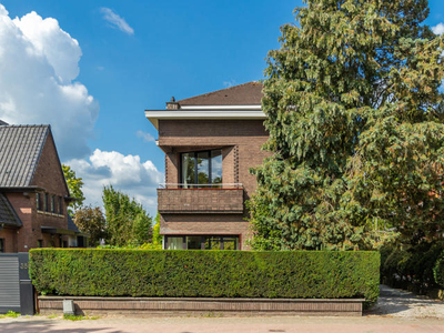 Elsdonck: karaktervolle villa met grote tuin