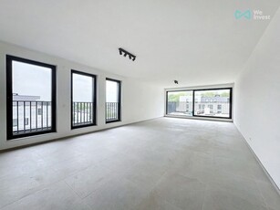 Beautiful new 3-bedroom apartment!