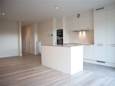 In optie !! 2 slaapkamer appartement op topligging in Berche