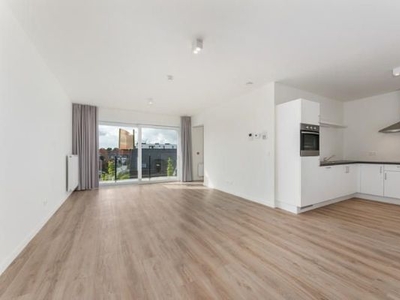 Assistentiewoning met 2 garages