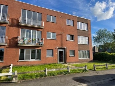 Gemoderniseerd appartement met zuidgerichte tuin