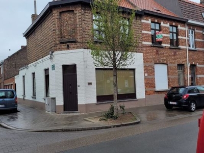 Halfopenbebouwing te koop te assebroek / brugge