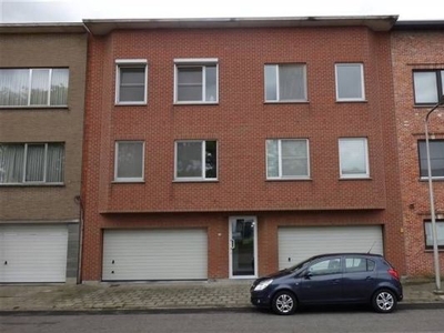 In Optie !! Instapklaar appartement met 2 slpks, terras en a