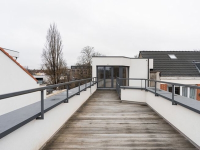 Nieuw 2slpk duplex-penthouse, lage gemeenschappelijke kosten