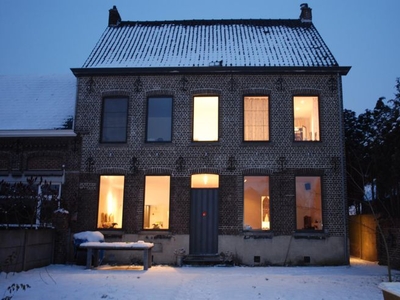 Voormalige kloosterwoning te Gent-Desteldonk