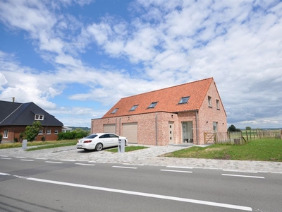 Nieuwbouw woning te huur in Mont-de-l'Enclus